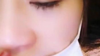 美女在按摩时故意漏逼挑逗 - 看AV就来看蜜桃