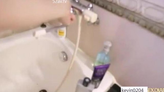 [自拍露臉]貧乳蘿莉大戰前先自拍，超萌身高差～抱起來火車便當剛剛好！（有影）