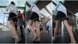 港女走光偷拍(15)