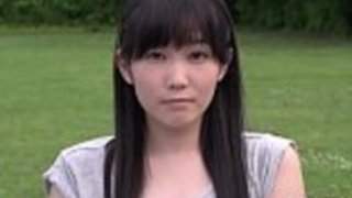 女子高生は棒を吸う方法を学ぶ 女子高生は棒を吸う方法を学ぶ