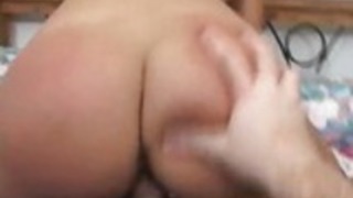 ブルネットの牛の女の子はコックを乗って着て素敵なお尻ストッキング ブルネットの牛の女の子はコックを乗って着て素敵なお尻ストッキング