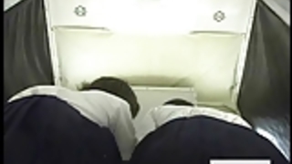 日本の女子学生パンチラ盗撮