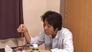 日本の熱い人は長いコックを楽しむ 日本の熱い人は長いコックを楽しむ