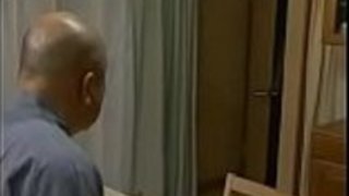 日本の熟女はクレイジーセックスフリーJavを持っています